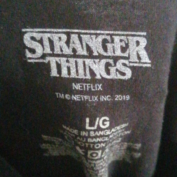 Stranger things t - Picture 2 of 2
